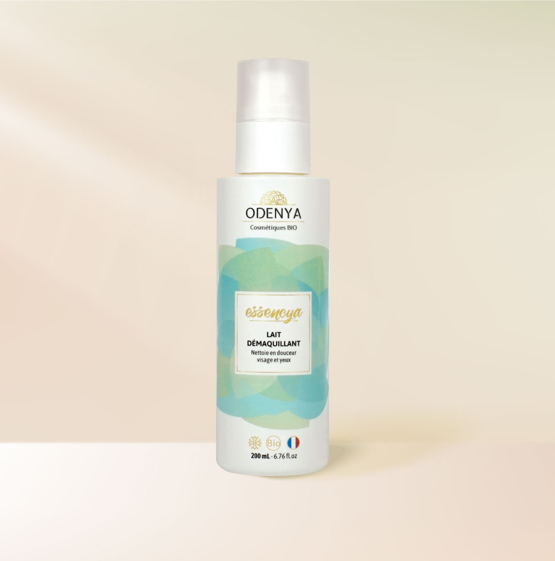 Lait démaquillant de la gamme Essencya
